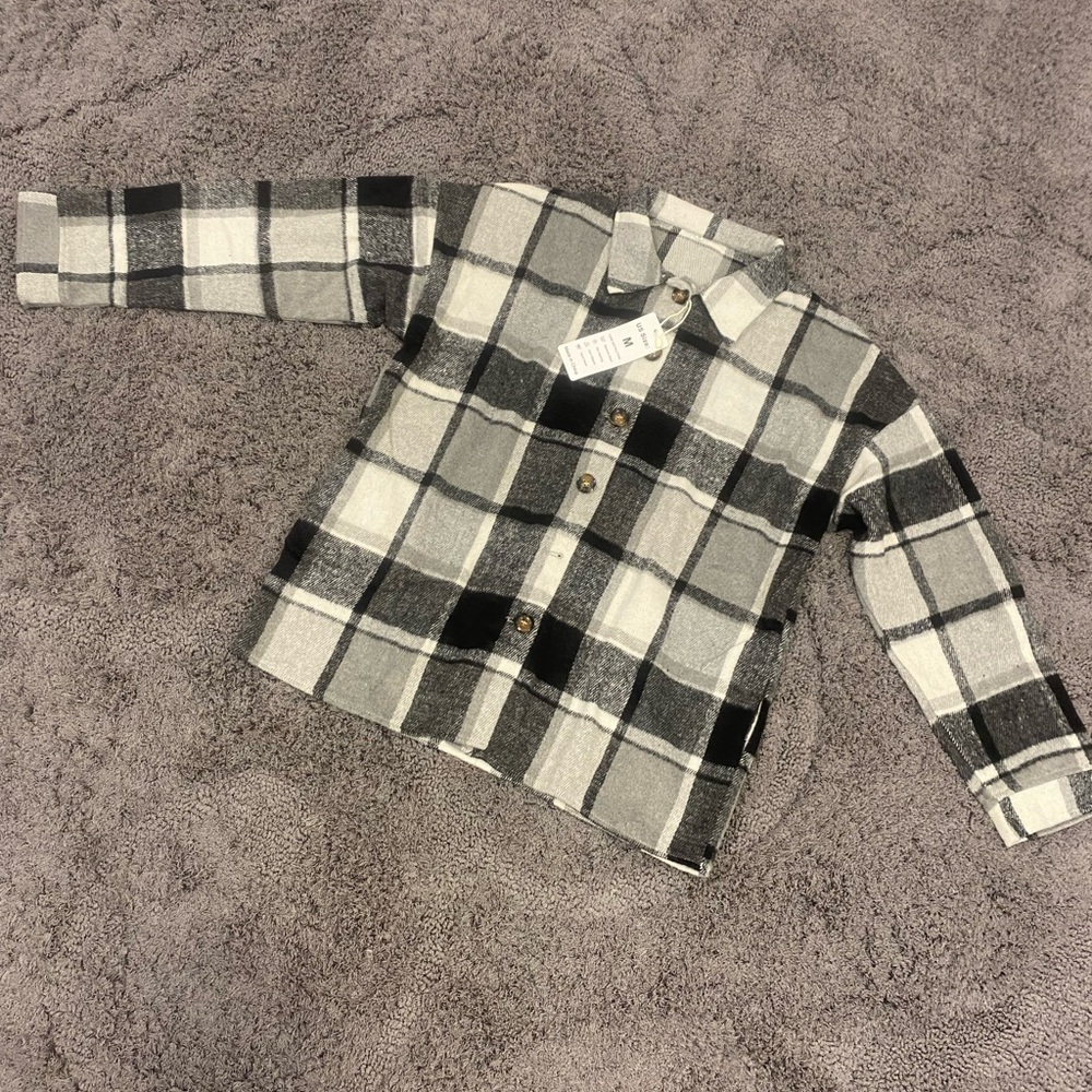 Women's Black & White Plaid Button-Down Shirt Jacket